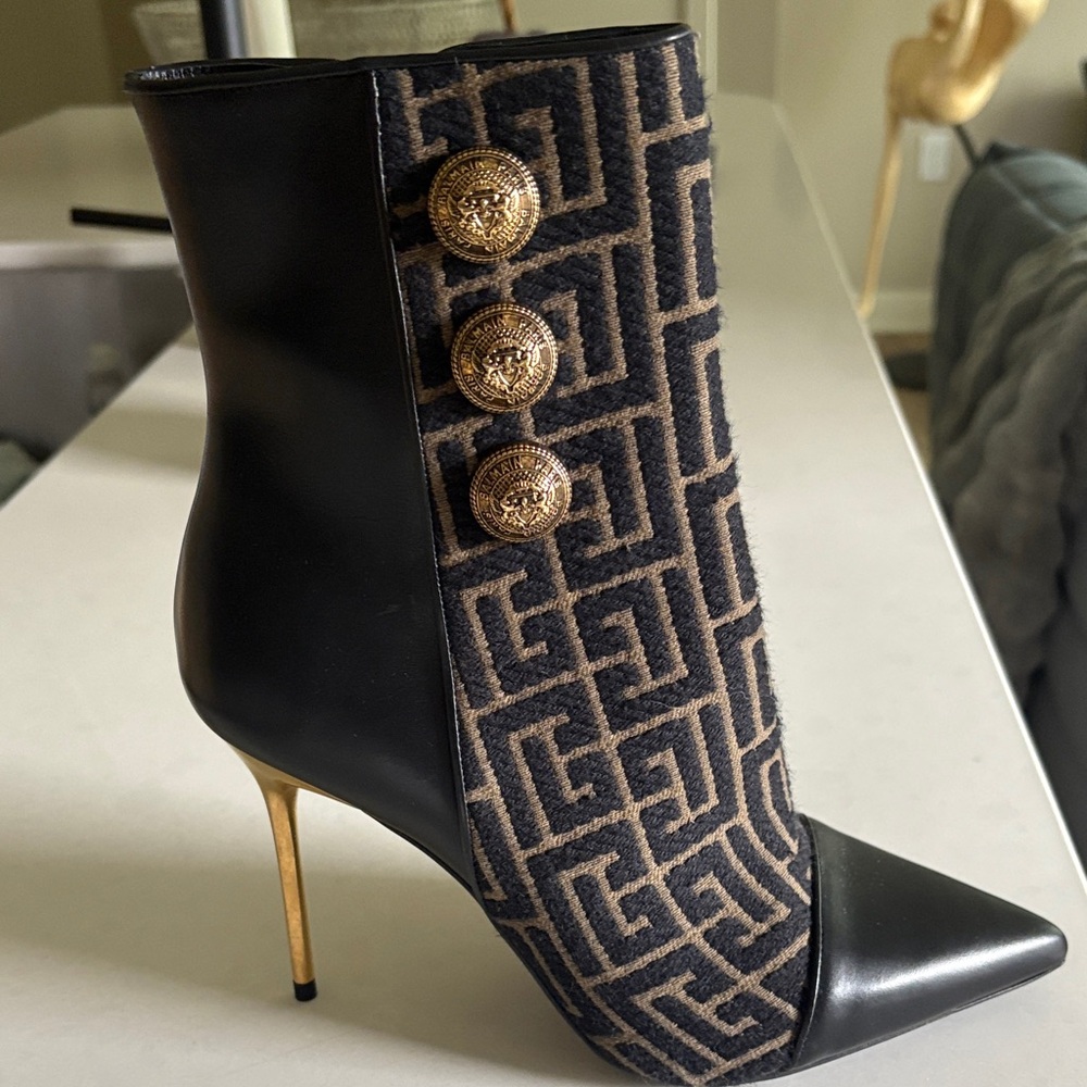 Balmain Black and Gold Heeled Boots New and never worn